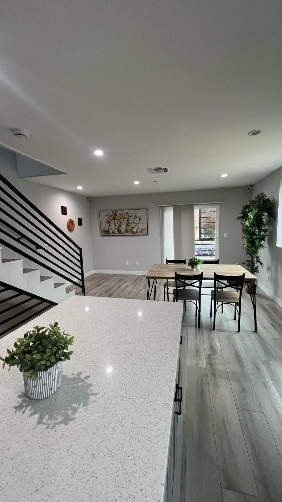 Normandie Hostel 로스앤젤레스 외부 사진